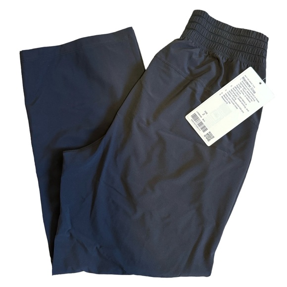 Lululemon NWT Wanderer Crop 23” - Picture 8 of 10